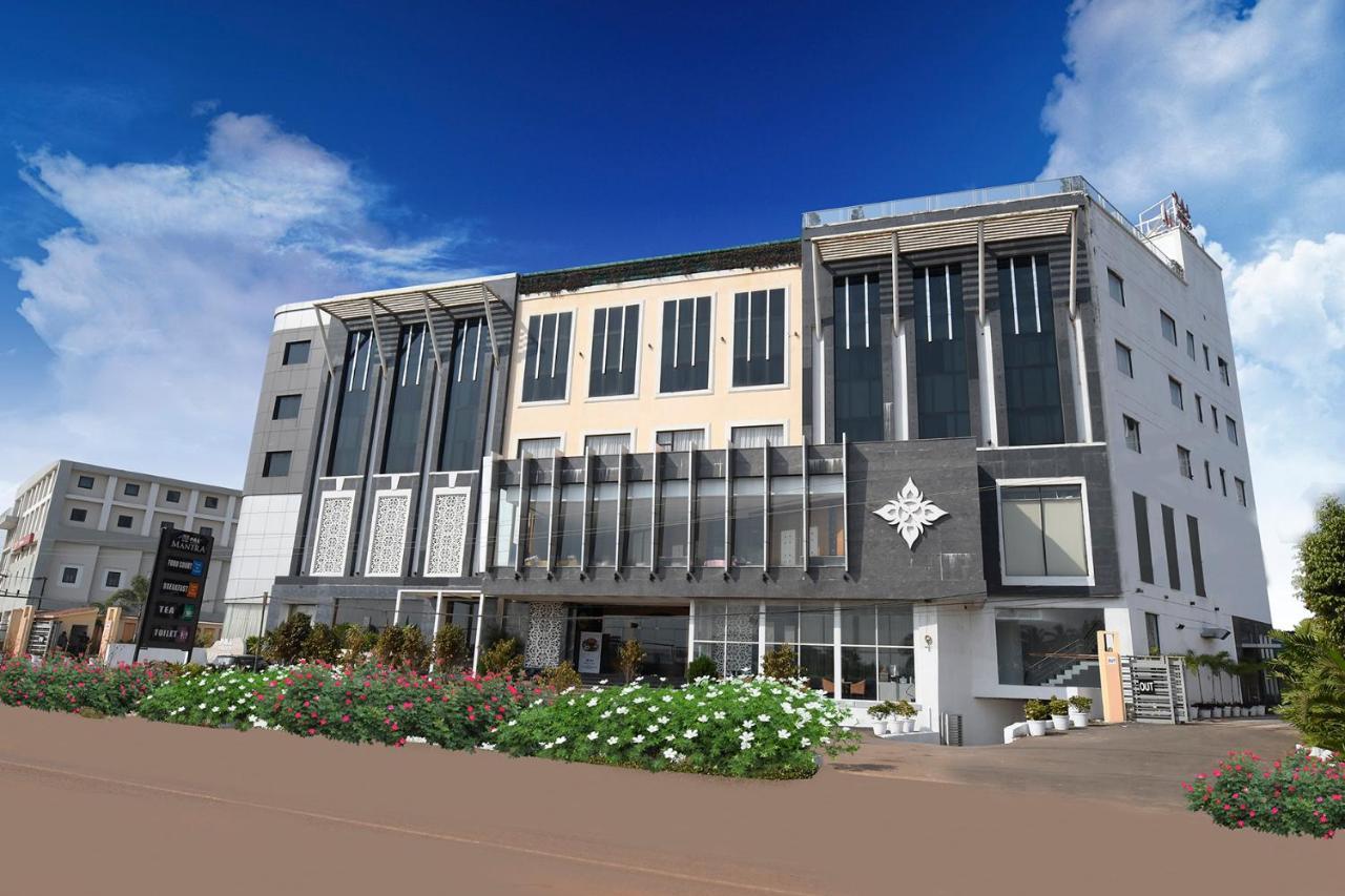 Pal Heights Mantra Hotel บูบันเนสชวาร์ ภายนอก รูปภาพ